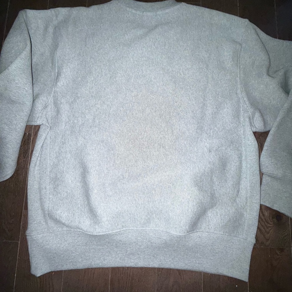 Brand new with out tags gu sweatshirt - Picture 2 of 3